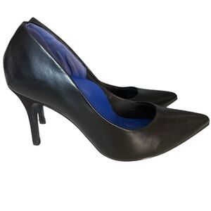 Antonia Saint size 8.5 Black Leather elegant Pumps Heels